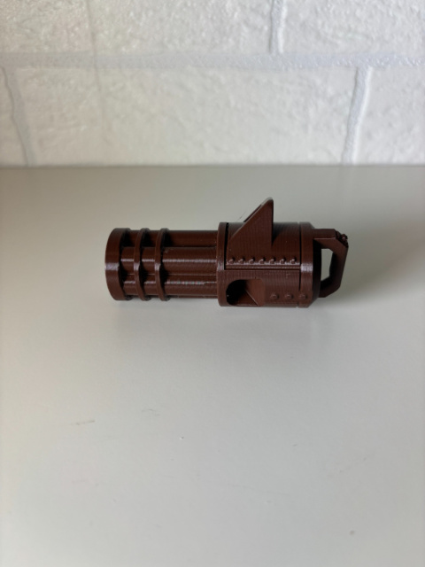 Brelok Minigun, Brązowy Brelok Minigun, Brązowy