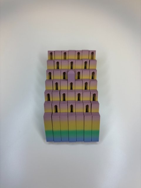 Figurka Kwadratowa sensoryczna 3d, Rainbow Figurka Kwadratowa sensoryczna 3d, Rainbow