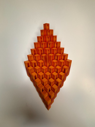 Figurka Kwadratowa sensoryczna 3d, Ognista
