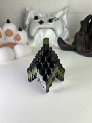 Figurka Kwadratowa sensoryczna 3d, Czarno-Zielona