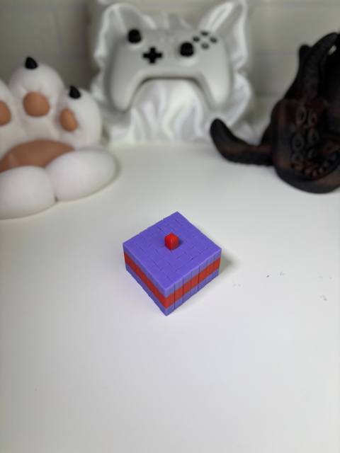 Figurka Kwadratowa sensoryczna 3d, Fioletowo-Czerwona Figurka Kwadratowa sensoryczna 3d, Fioletowo-Czerwona