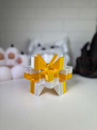 Figurka Ruchoma 3D Magic Cube, Biało-żółta